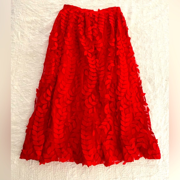 Anthropologie | Sunday in Brooklyn | Midi Skirt | Red | NWT | 3D Petal w Lining - Picture 15 of 16